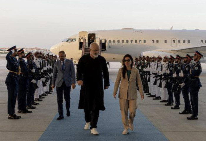 Rama vizitë në Lindjen e Mesme, takime në Abu Dabi