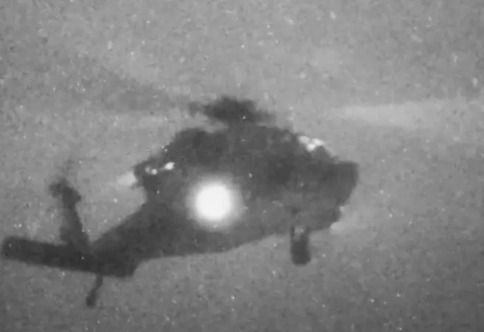 Dalin pamjet, ja si hyri marina e SHBA në anijen me flamurin iranian