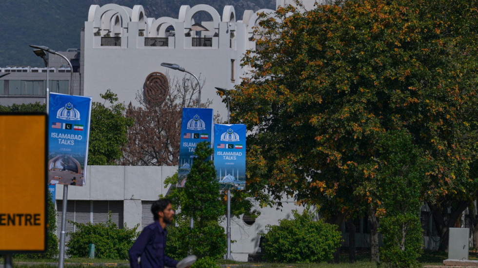 Mes bllokadës detare dhe armëpushimit që skadon, në pikëpyetje bisedimet Iran-SHBA