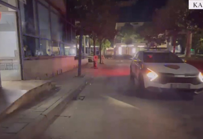 Qëlloi me armë në ajër gjatë sherrit, arrestohet pas tri ditësh i riu