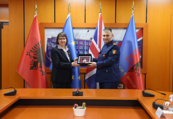 “Kundër emigracionit të paligjshëm dhe krimit të organizuar”, Shqipëria e Mbretëria e Bashkuar forcojnë bashkëpunimin