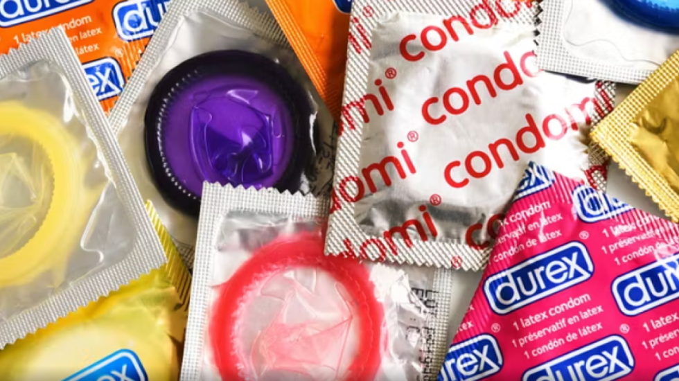 Lufta në Iran rrit edhe çmimin e ...prezervativëve