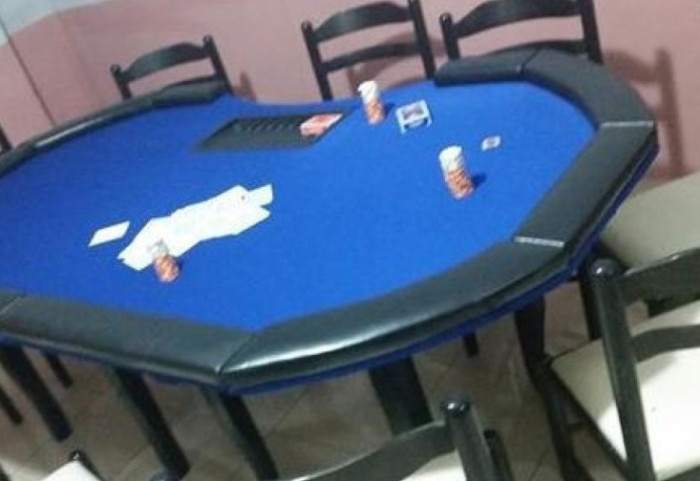 Tavolina pokeri dhe kokainë, operacioni Blic i policisë, tre në pranga
