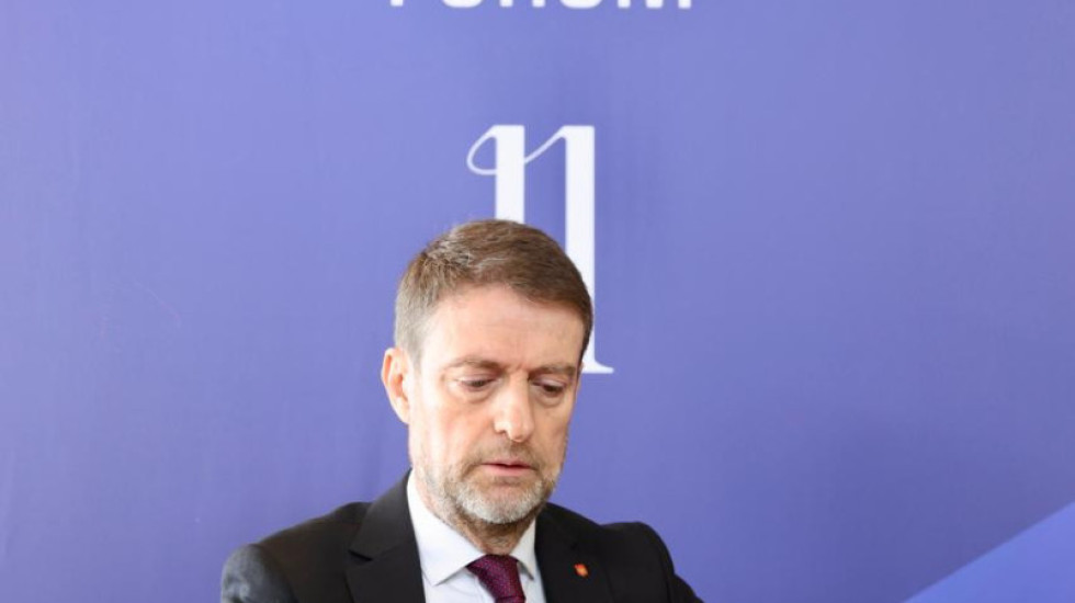 Hoxha në Forumin Ekonomik të Delfit, takim dhe me homologun grek