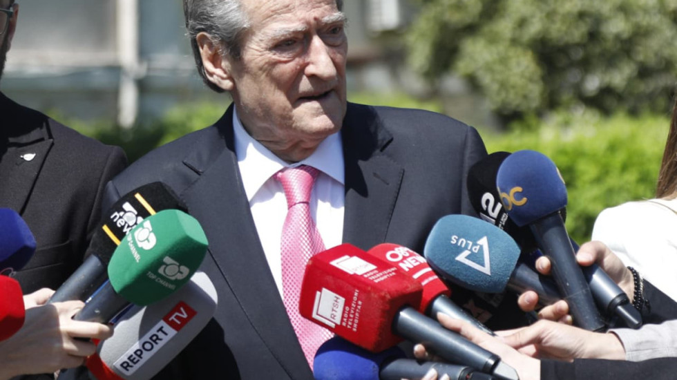 Berisha: Integrimi të bazohet në meritë, Rama është udhëheqës i klaneve të drogës