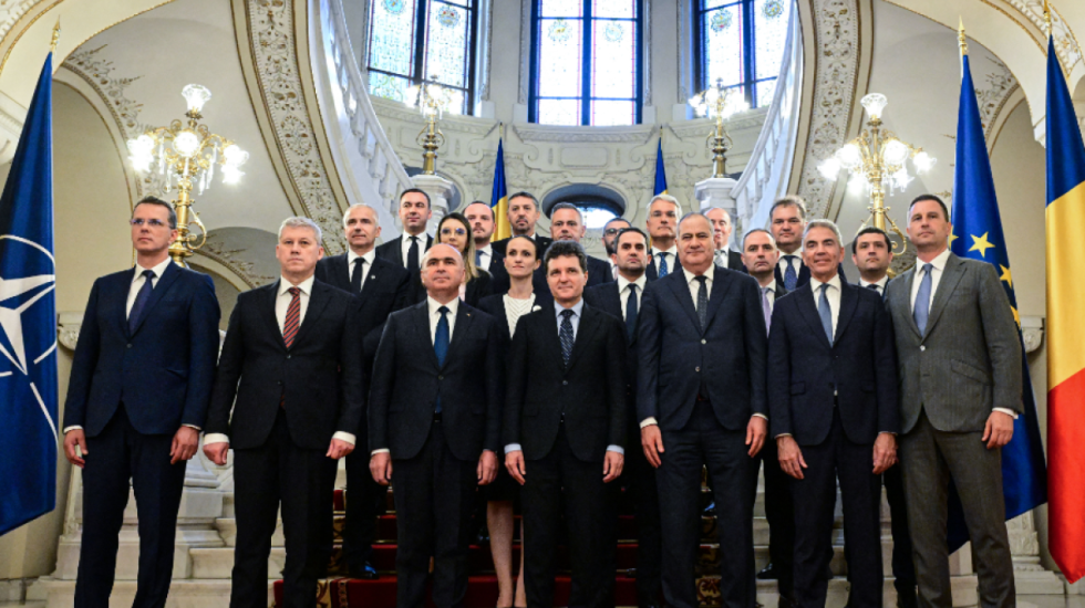 Dhimbje koke për Brukselin, drejt rënies qeveria në Rumani, dorëhiqen 7 ministra