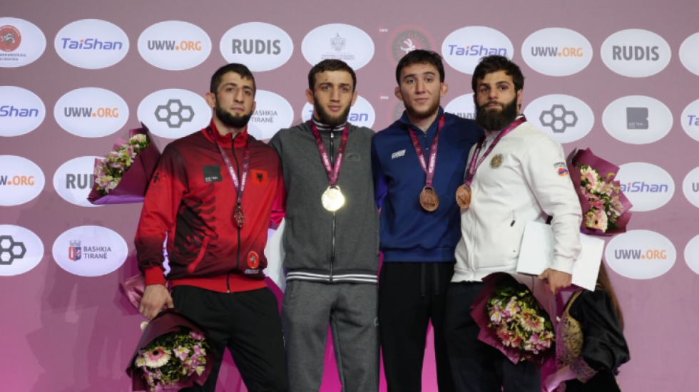 Medaljen e argjendtë, Islam Dudaev shpallet nënkampion i Europës në Tiranë