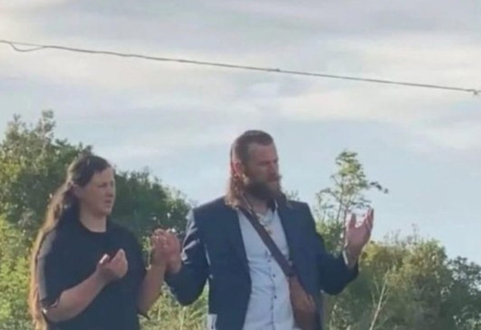 Makina u mor me qira në Rinas dhe u mbulua me bar, zbardhen detaje të reja për atentatin në Lezhë