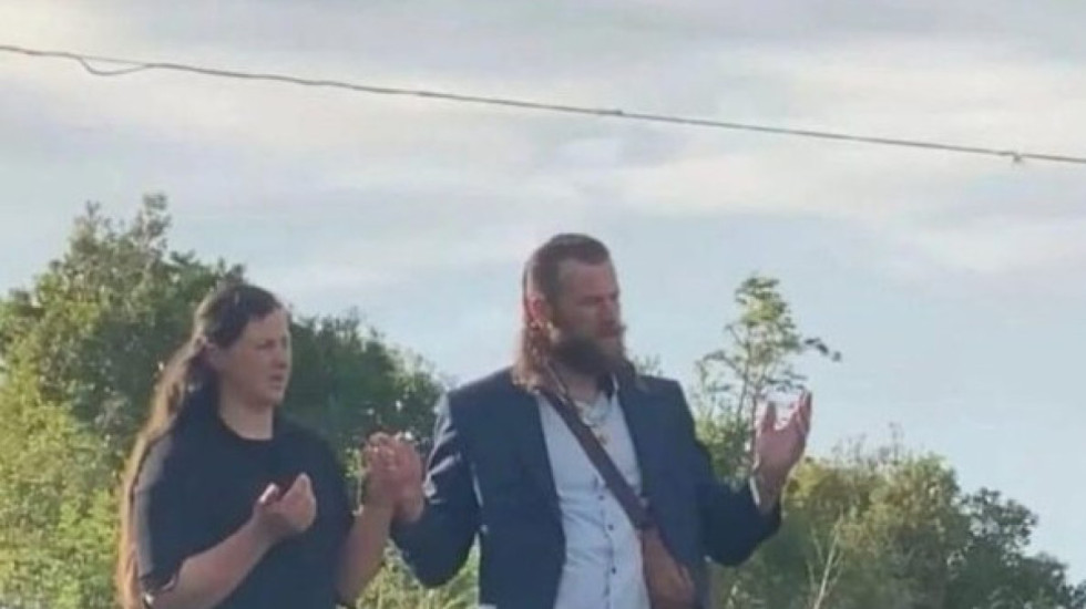 Makina u mor me qira në Rinas dhe u mbulua me bar, zbardhen detaje të reja për atentatin në Lezhë