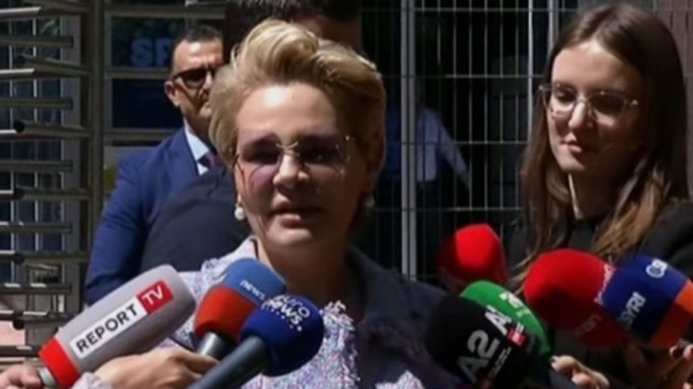 “Dosje e ndërtuar me tre SMS”, Kryemadhi sfidon SPAK: Do kërkoj Ramën dhe Gjiknurin dëshmitar