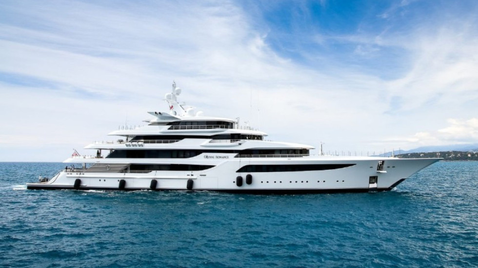 Pallati lundrues që vlen 200 mln dollarë, del në ankand superjahti i sekuestruar i oligarkut rus