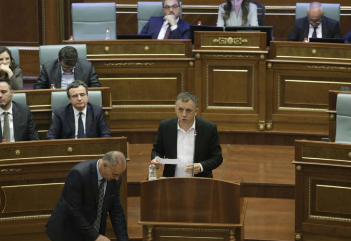 Raundi i parë për presidentin në Kosovë, Rushiti siguron 63 vota, seanca vijon të martën