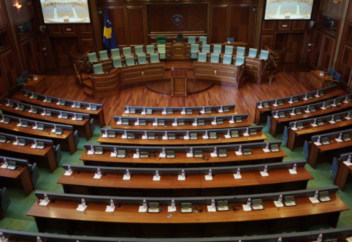 Ende pa president, Kosova drejt zgjedhjeve? LDK propozon Vjosa Osmanin