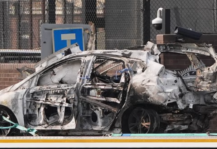 Bombë stacionit të policisë, Belfasti i frikësohet aktivizimit të IRA-s së Re