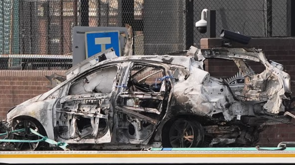 Bombë stacionit të policisë, Belfasti i frikësohet aktivizimit të IRA-s së Re