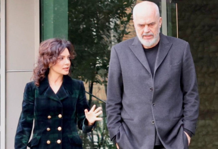 “Më përjashto!”, Elisa Spiropali sfidon Ramën pas përplasjes në Grupin e PS