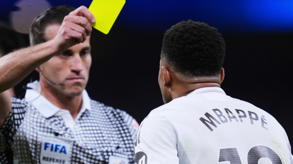 FIFA revolucionon Kupën e Botës 2026, "amnisti" për kartonët e verdhë