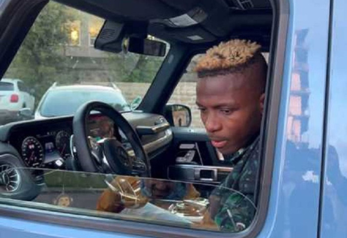 Ka makina me vlerë 2,3 milionë euro, ylli i futbollit hidhet në gjyq nga Mercedes për vonesa me këstet