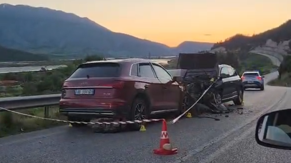 Makinat përplasen “kokë më kokë”, 8 të plagosur