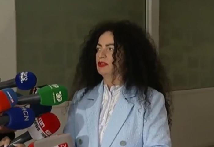 Gara për kreun e PD, një mjeke sfidon Berishën, pritet edhe kandidimi i Salianjit