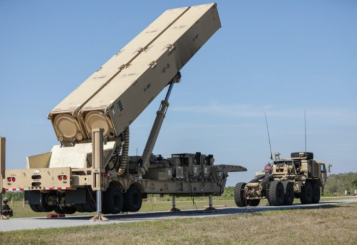 Raketa hipersonike hyn në lojë, Amerika gati të përdorë 'Shqiponjën e zezë' kundër Iranit