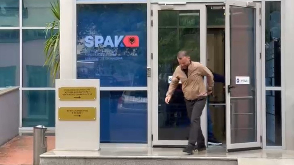 Dosja 'Balluku', dyshohet se përfitoi tenderin e një loti të Unazës së Tiranës, Arbër Abazi në SPAK