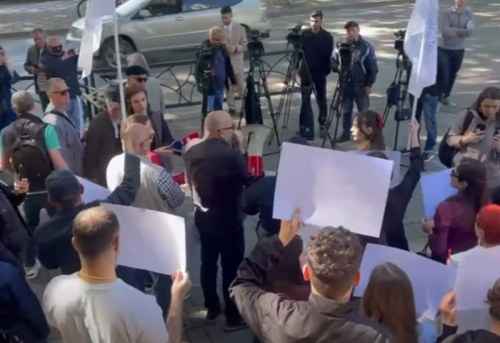 1 Maji, protestë në Tiranë për të drejtat në punë