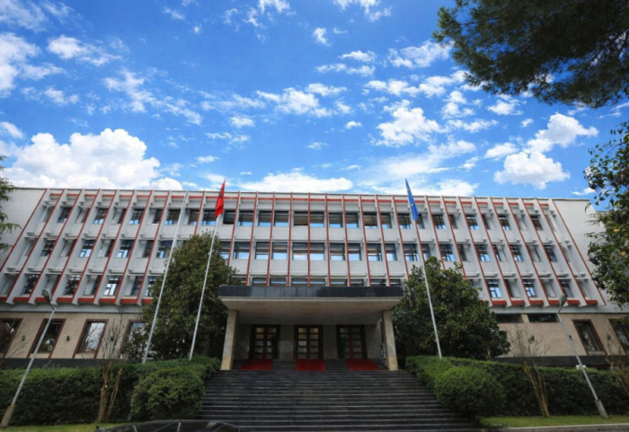 MEPJ: 10 pozicione të lira në misionin shqiptar në BE