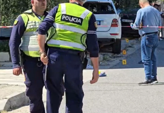 Tragjedi në Durrës, makina përplas 3 fëmijë, 2 humbin jetën