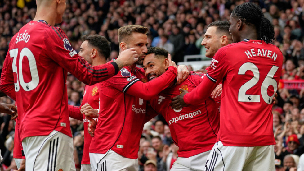 Dramë në Old Trafford, United siguron Champions duke mposhtur Liverpool