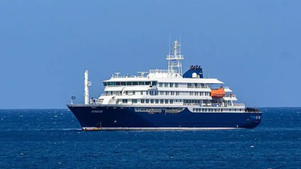 Virusi i rrallë shpërthen në anijen turistike në mes të Oqeanit Atlantik