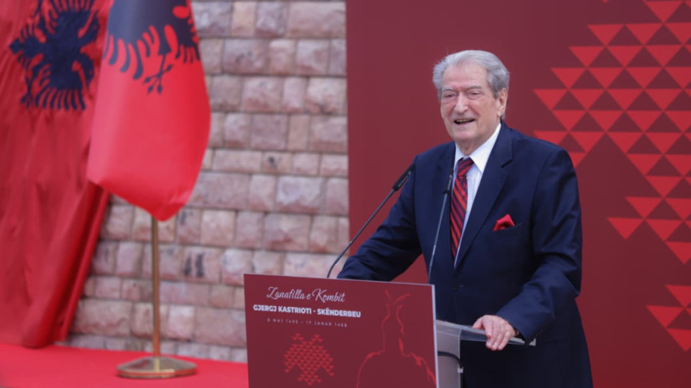 Protesta e 8 majit, Berisha: Të frymëzuar nga Skënderbeu të vazhdojmë betejën