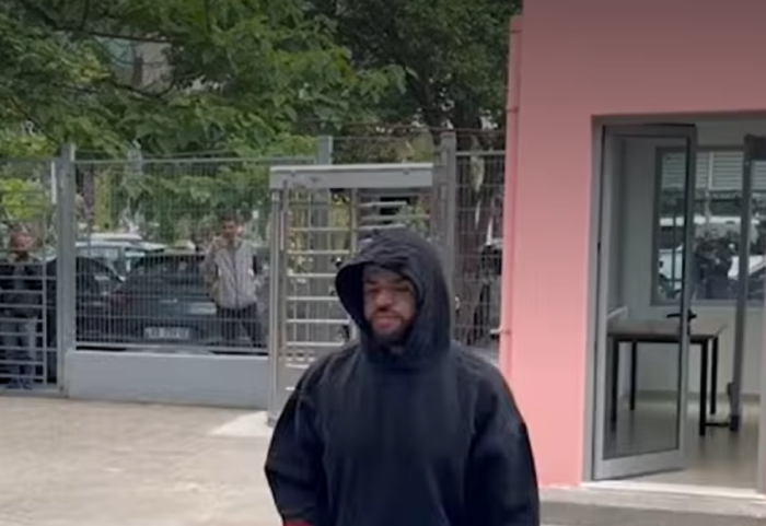 Noizy dhe babai i tij në GJKKO, dëshmojnë në procesin ndaj Laert Haxhiut