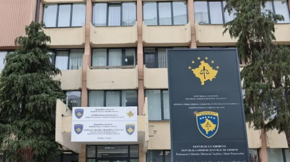 Prokuroria e Kosovës ngre aktakuzë ndaj 8 personave për krime lufte në Gjakovë