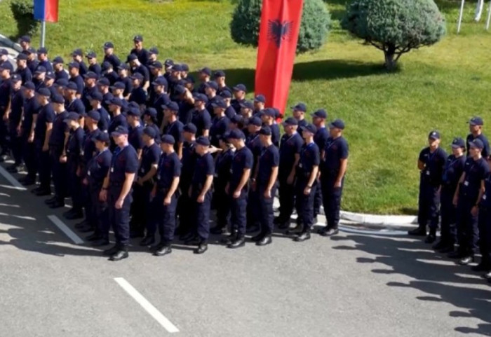 Helmohen nga ushqimi studentët në Akademinë e Sigurisë, dy të arrestuar në kompaninë e kateringut