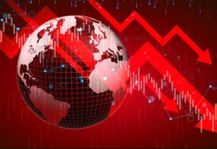 Bota është e zhytur në borxh, debiti global arrin shifrën rekord prej 353 mijë miliardë dollarë