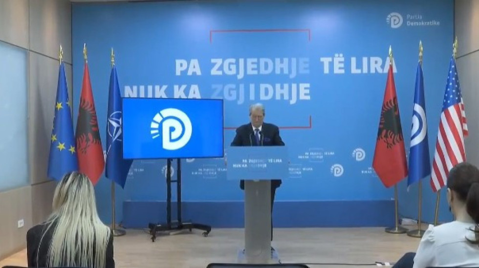 Lirimi i ish-drejtoreshës së AKSHI, Berisha akuzon Ramën: U nxor nga arresti me urdhër politik