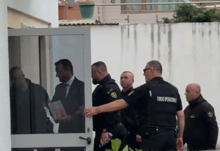 Veliaj në Gjykatën Administrative, merr pjesë në seancën kundër prokurorit të SPAK që e hetoi
