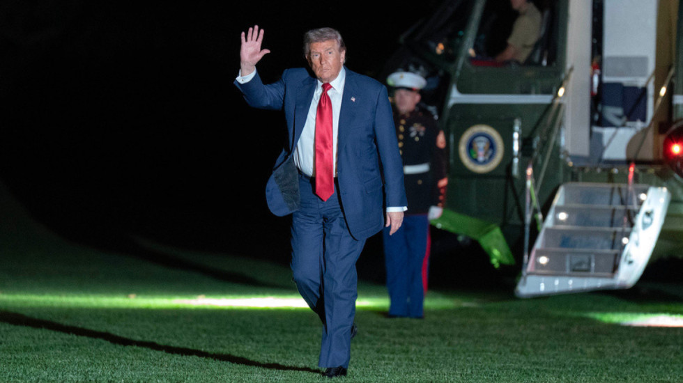 Nuk ka akord Iran-SHBA, Trump paralajmëron: Pres përgjigje brenda pak orësh, ndryshe veprojmë me më tepër forcë