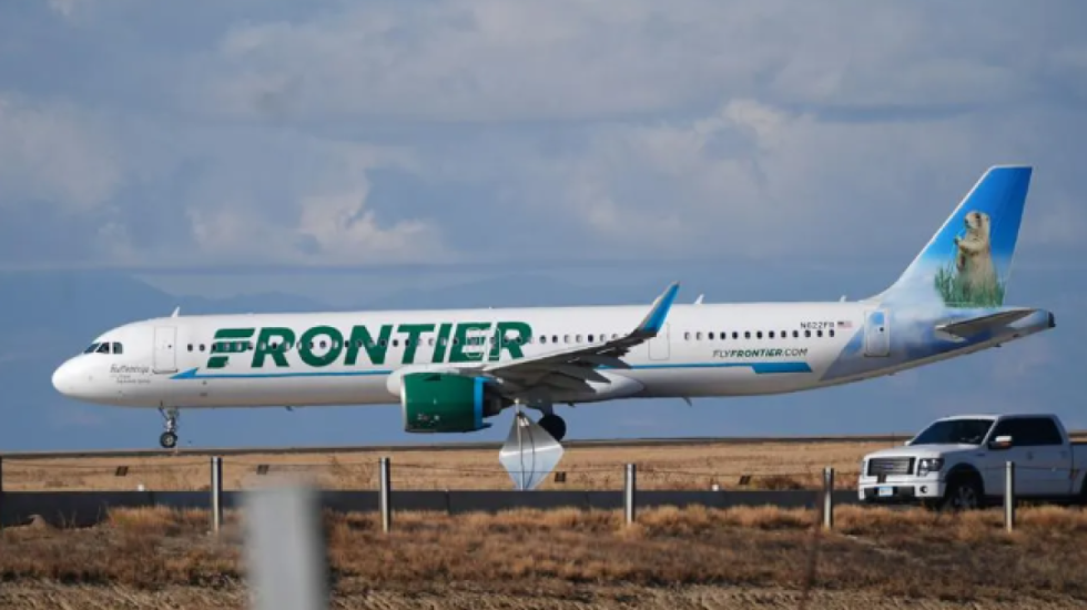 Tragjedi në aeroportin e Denverit, avioni vret një person në pistë