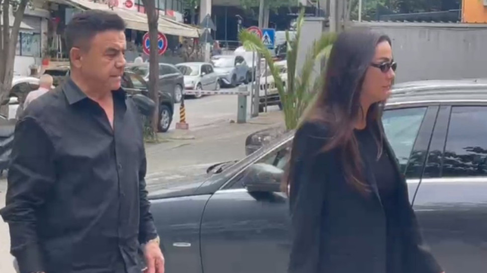 Gjyqi ndaj Laert Haxhiut, Noizy mungon, babai në seancë: Konflikti me Cllevion ishte “xhelozi për muzikë”