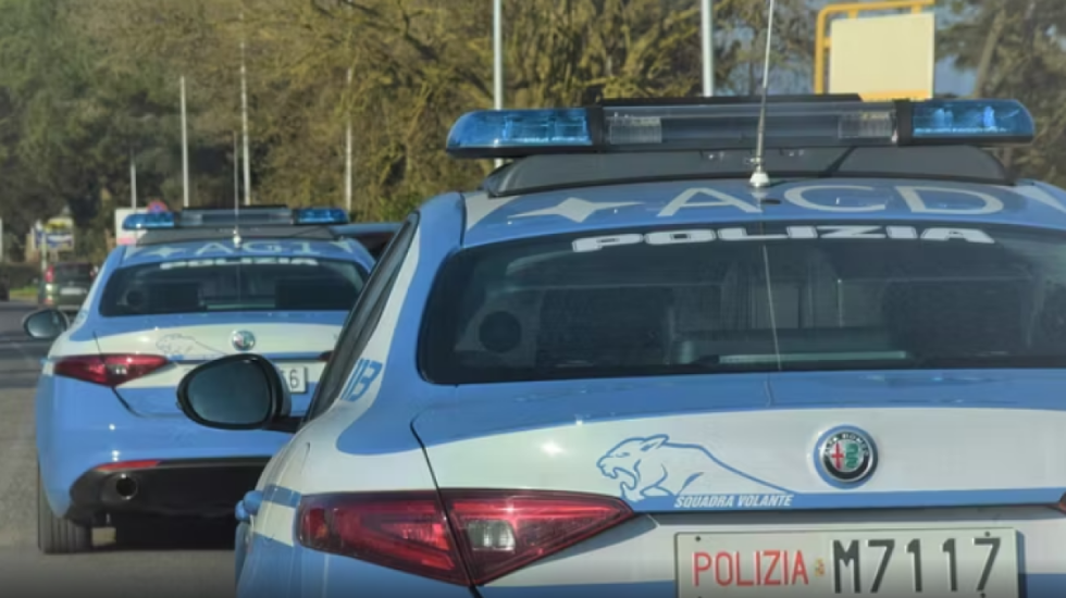 “Me pistoletë në kokë”: Nënë e bijë merren peng, grabitësit arratisen me 3 milionë euro