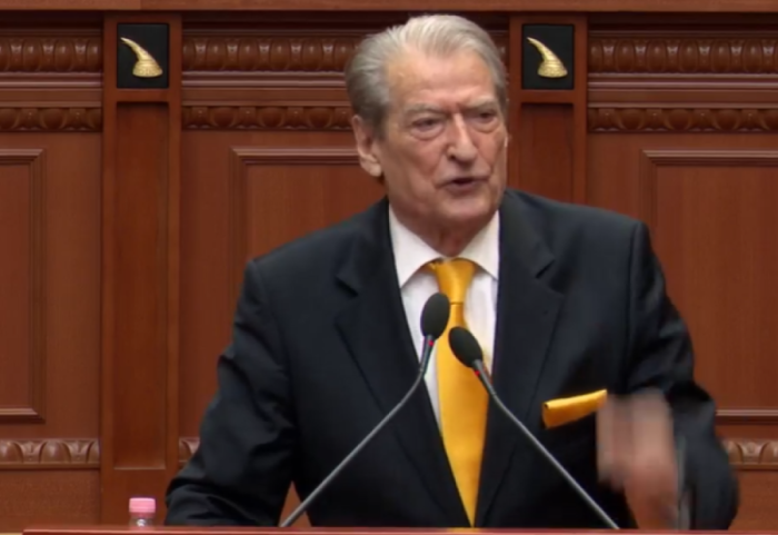 Berisha sulmon qeverinë për raportin për integrimin: Është mashtrim nga fillimi deri në fund