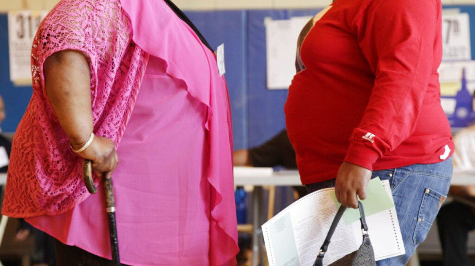 “Vdekjet e parakohëshme te të rinjtë nën 30 vjeç”, alarmi në Europë: Obeziteti rrit rrezikun deri në 70%