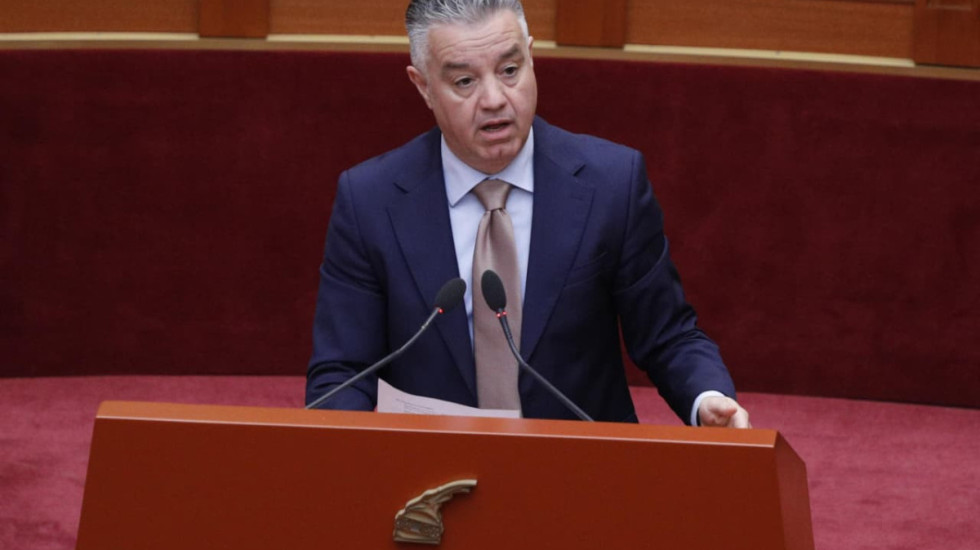 “45% e fëmijëve të zhytur në varfëri”, Bozdo për rritjen e çmimeve: Tregoni sa jahte janë furnizuar pa akcizë