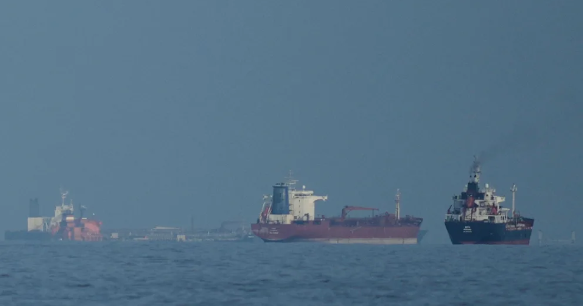 mrekullia-logjistike-e-sauditeve-flota-me-3-500-kamioneve-anashkalon-bllokaden-e-hormuzit