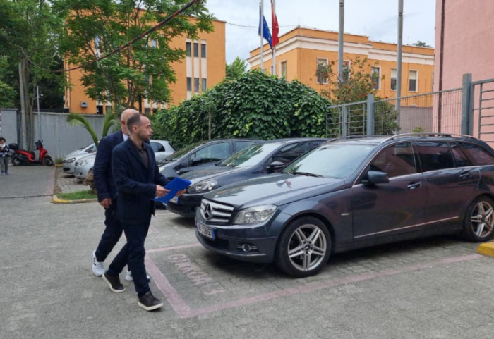 Inceneratori i Tiranës: Bie një akuzë për Alqi Bllakon, Apeli i GJKKO ul dënimin në 2 vite burg
