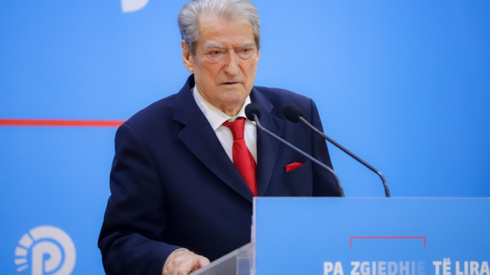Berisha pret delegacionin e Venecias: PS financohet 1000 herë më shumë se PD nga buxheti
