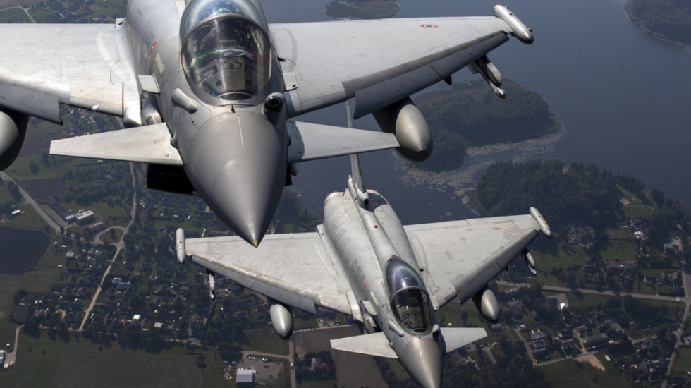 Tension në Baltik, avioni i NATO-s rrëzon një dron mbi Estoni, Letonia në alarm ajror