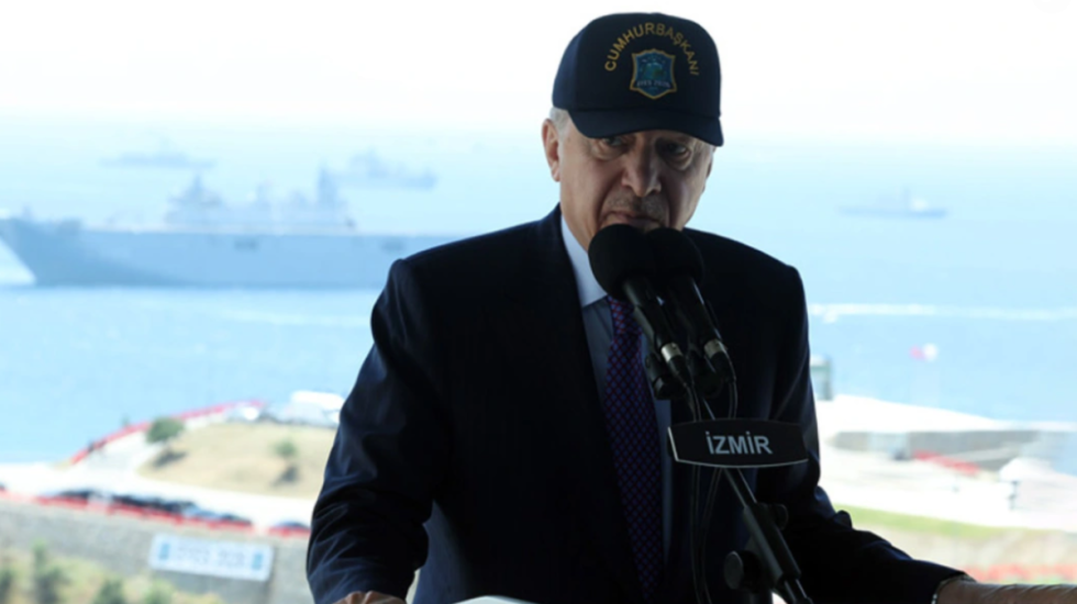 Erdogan ndjek stërvitjen e NATO-s në Izmir: Jemi për paqe, ushtria turke garanci sigurie për botën